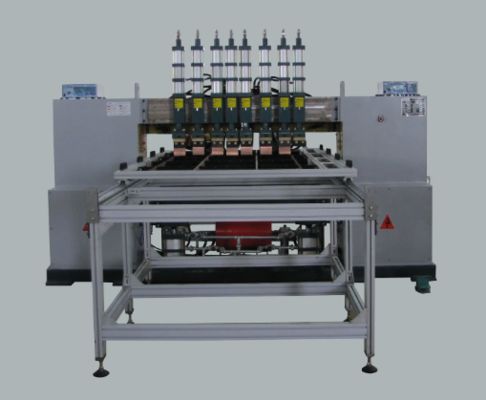 Trintfar automatic production line, used for welding the inner shells of ovens, microwave ovens and food dryers, as well as the welding machines.