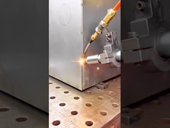 Βιομηχανικός CNC βραχιόνων ρομπότ αυτόματος εξοπλισμός 1000W 2000W 3000W μηχανών συγκόλλησης λέιζερ ινών